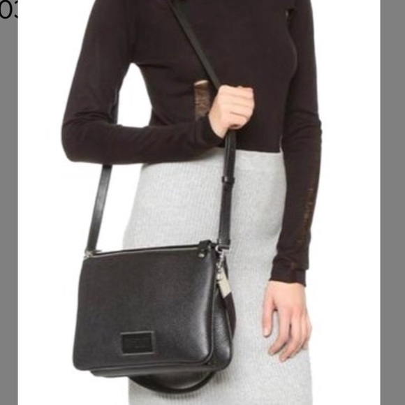 - Marc by Marc Jacobs cross body multi pocket ligurro leather bag LAST PRICE - Picture 4 of 8